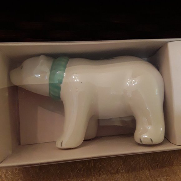 LC Lauren Conrad Polar Bear Salt/Pepper Shaker - Picture 3 of 6